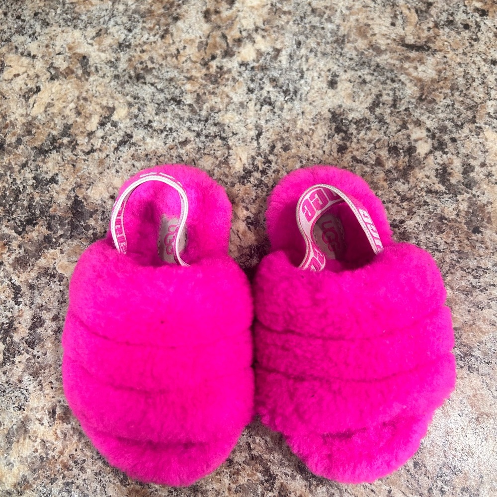 Uggs toddler girls pink slippers